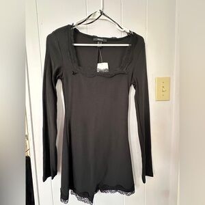 Forever 21 Black Lace Trim Long Sleeve Dress